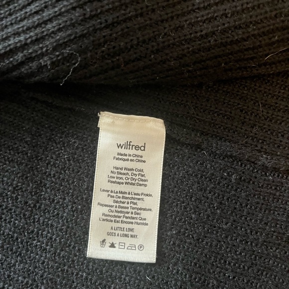 Long 100%  Wool Sweater Vest, Medium - Picture 5 of 5